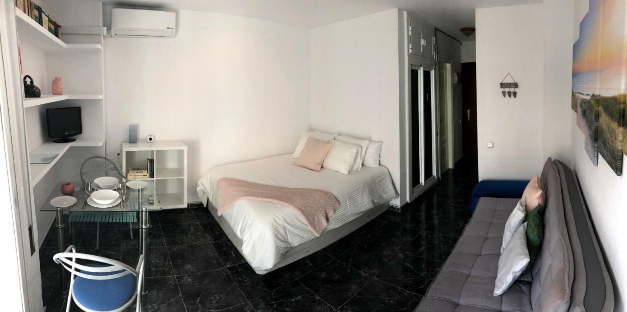 Sea View Apartment Benalmádena Esterno foto